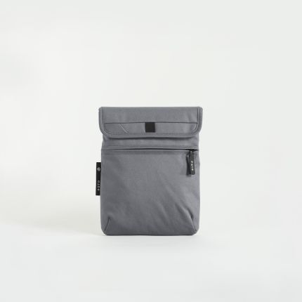 Nachhaltiges Tabletcase in grau, Frontansicht