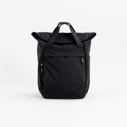 nachhaltiger eoto Rucksack Water Ice:olated in schwarz, Frontansicht