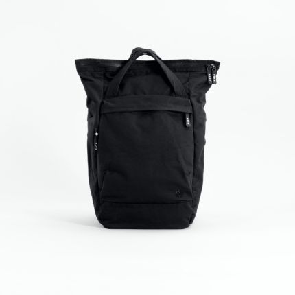 nachhaltiger eoto Rucksack Water All:Waves in schwarz, Frontansicht