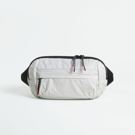 eoto nachhaltige Bauchtasche Hip:ster, weiß/grau, Frontansicht