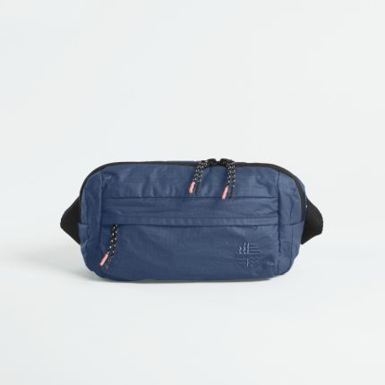 eoto nachhaltige Bauchtasche Hip:ster, dunkelblau, Frontansicht