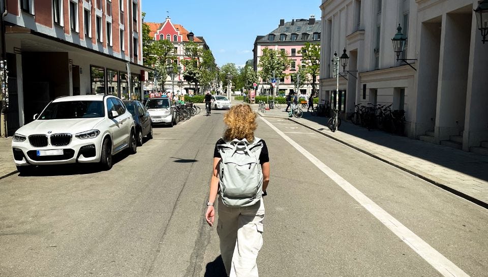 eoto Tagesrucksack für die City